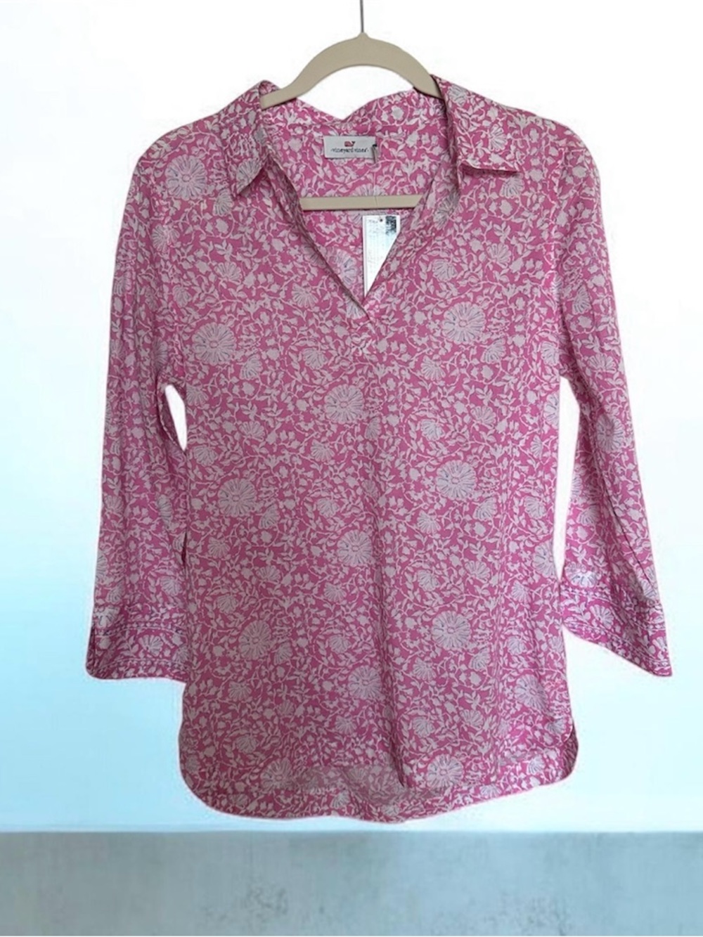 Vineyard Vines Fuscia and White Lucaya Tunic NWT